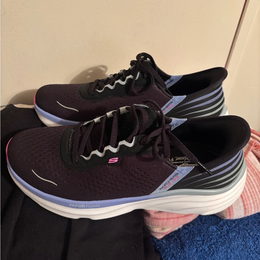 Skechers Black & Purple Slip-On Athletic Sneakers with Pink Detail these are new
